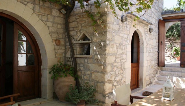 in Douliana mit Großem Balkon by Interhome in Almyrida