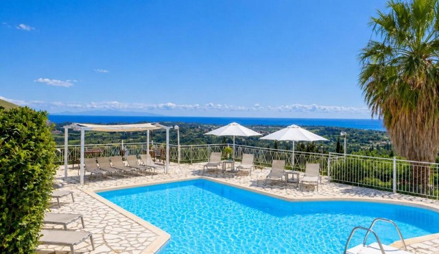Ionian Balcony Hotel Apartments in Khavdháta