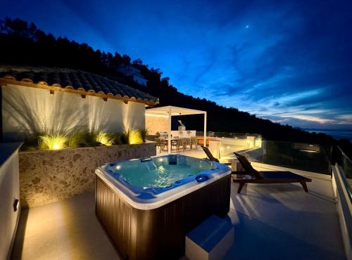 Ionion exclusive villa in Syvota