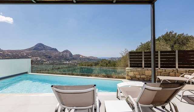 Iraklis 1 - A Stylish Eco Villa near beaches in Rethymno