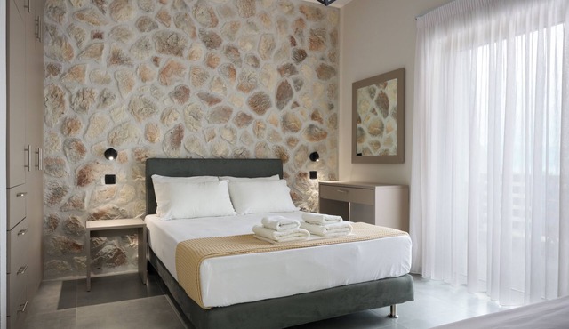 Irene Studios in Istiaia-Aidipsos