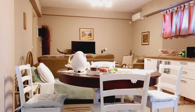 Irinis Apartments Karfas | Cozy Quiet Apartment in Karfas