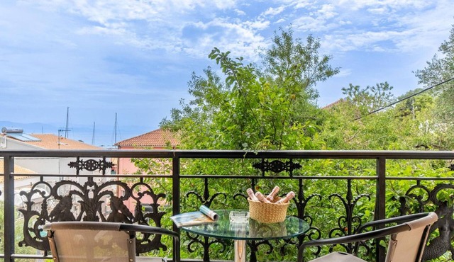 Ithaki Apt in Gaios with 1 bedrooms and 1 bathrooms in Gaios