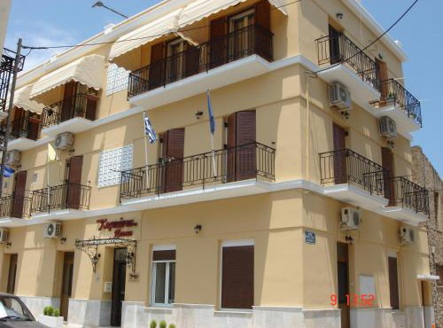 Kabanis Rooms in Ermoupoli