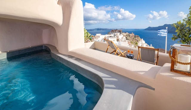Kallisti Sunset with Plunge Pool in Oia