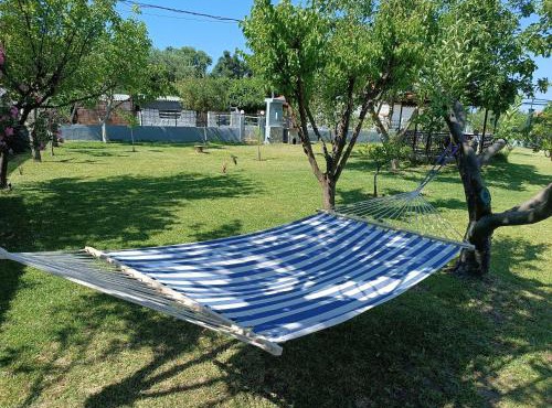 Kanela House ,Cozy Cottage with Large Garden & BBQ in Nea Kallikrateia