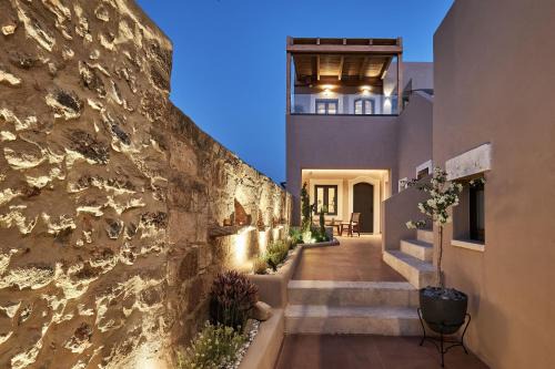 Kaptara Premium Ground Floor Unit with 2 Jaccuzis-Part of Kaptara Villa complex in Hersonissos