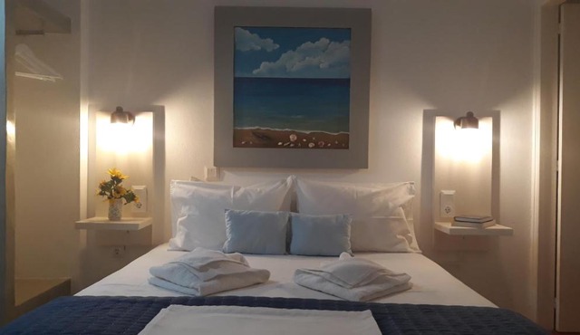Katerina Rooms in Tinos