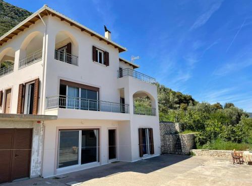 Katerina's apartment in Spanokhorion