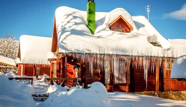 Kedra Village Retreats - Mountain Escape in Karpenisi