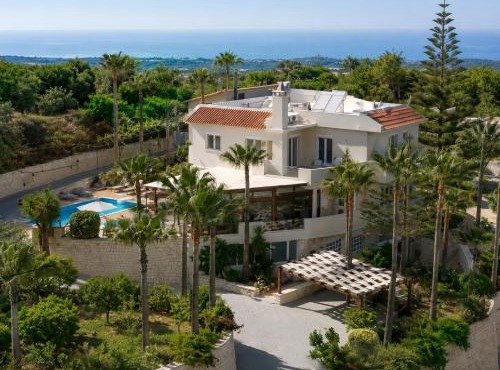 Kipo Paradiso Spa, Yoga & Gym Resort in Kiriánna