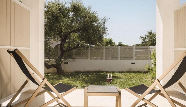 Krystalias luxury studio in Psarou