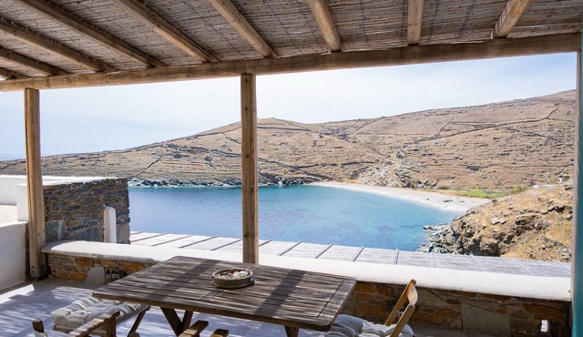 KYON Beach Suite-A 2min by the sea Skilos, Kythnos in Skilos