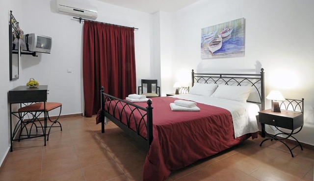 Kythera Golden Sun in Agia Pelagia