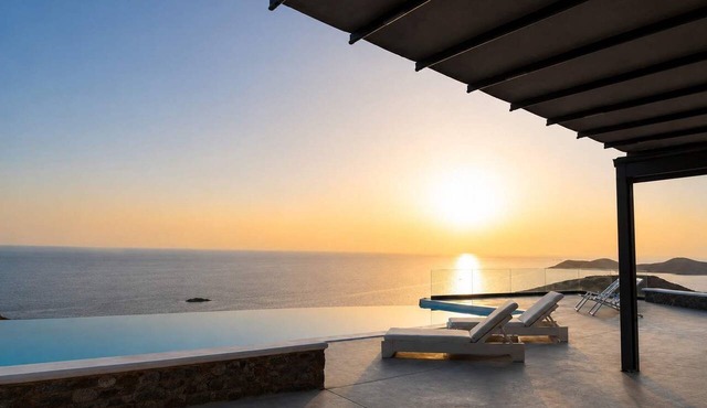 Kythnos Luxury Villa Aegean View Private Pool Gem in Merihas