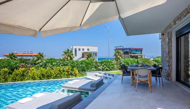 La Penny Luxe Villa in Pefkochori