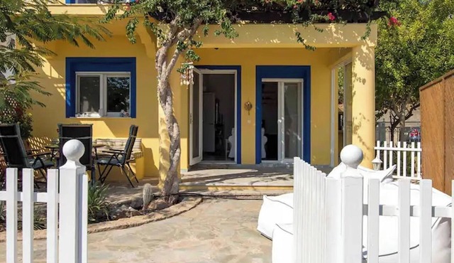 Le Petit Refuge 2 Floor Maisonette with Seaview in Rhodes