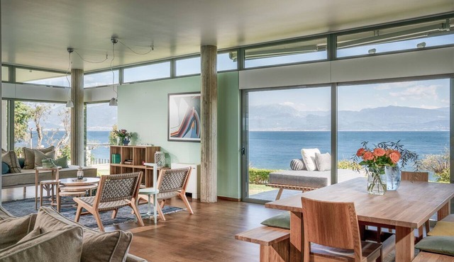 Lefkon Villa with pool by the Sea - N.Peloponnese in Kato Rodini