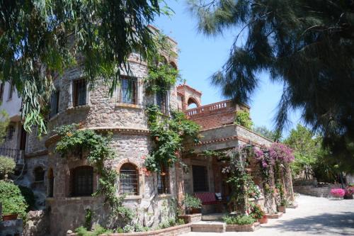 Lesvos Tower House Komninos in Sígrion