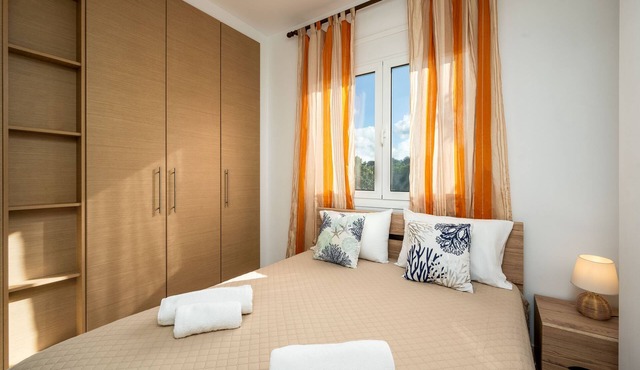 Levanta Cozy Two-Bedroom Apartment in Kalavarda in Kalavarda