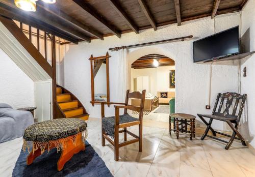 Levent Traditional Villa Rhodes Castle in Rhodes Town