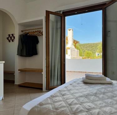 Limnes Seaside Studio in Ligaridia