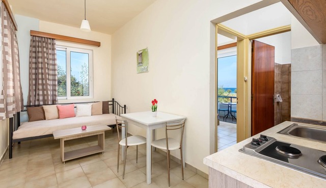 Litsas Studios - 1st floor Apartment in Φάνες