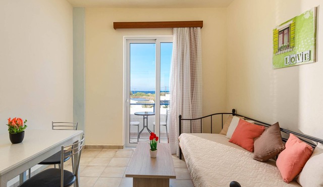 Litsas studios - ground floor Apartment in Φάνες