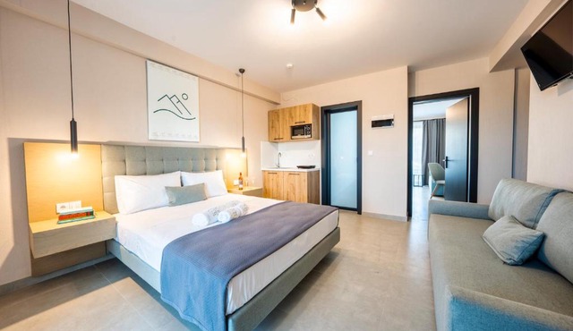 Lofos Luxury Living in Stavros