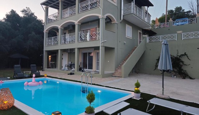 Loukas House 2 Κέρκυρα Σταυρός Μακράτα in Stavrós