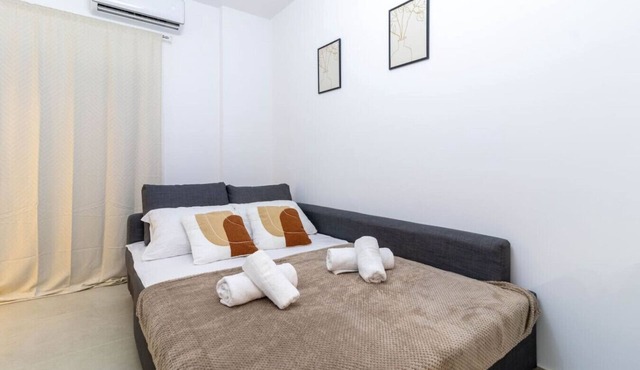 Loutraki Studio by the Beach – Bars & Taverns/AC/W in Loutraki
