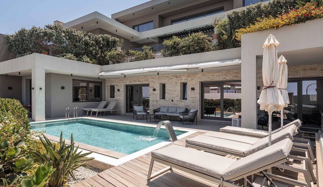 Lusol Seafront Villa I-Free* Heated pool, 100m Sea in Chania