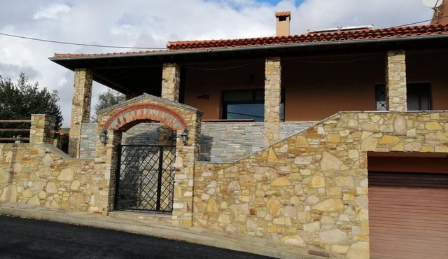Luxurious Villa with gorgeous view and BBQ in Alexandroupoli