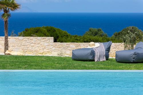 Luxurious Villas Rocca Blanco 1 & 2 in Kounoupidhianá
