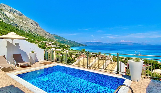 Luxury Villa Akti Barbati 2 with private pool in Barbati