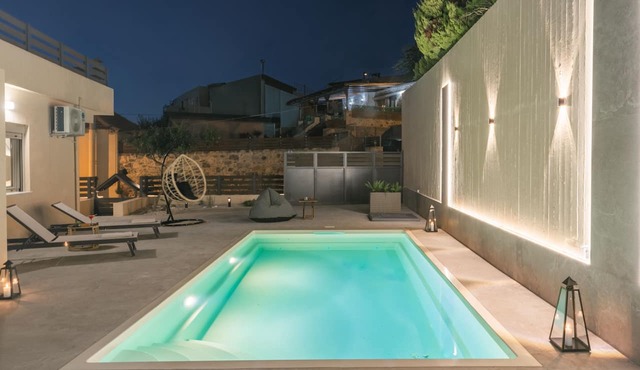 Luxury Villa Dimitra with Private Swimming pool in Kato Vathia
