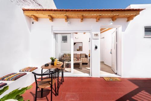 M&K Traditional House in Theologos