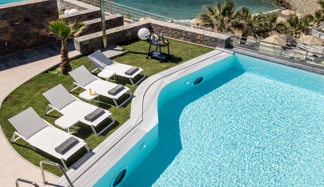 Made By The Sea Villa 3 in Mades