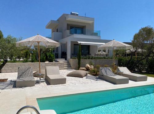 Mare Luxury Villas by Elia Mare in Nea Moudania