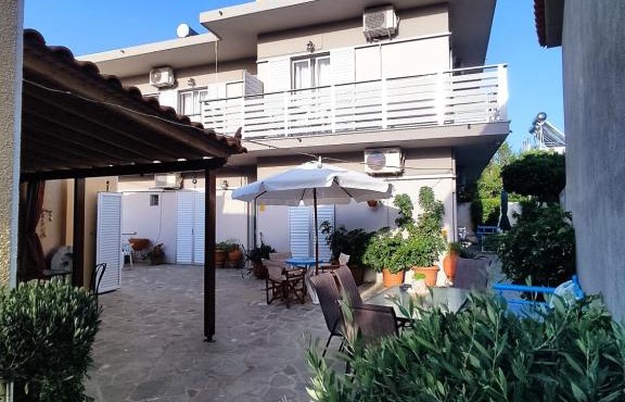 Maria Pantermou Rooms in Skala Eresou