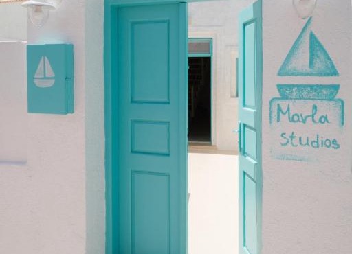 Marla Luxury Residences in Megalochori