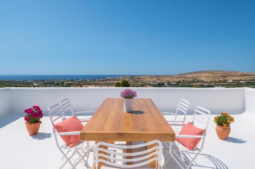 Marouso Villa - Paros Seaview Getaway in Márpissa