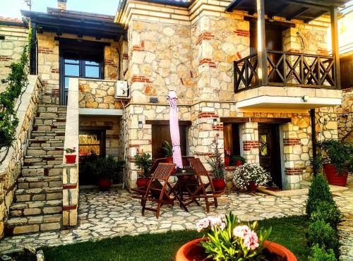 Marthas Stone Houses in Psakoudia