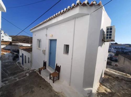 Martinos Apollo Home in Dhriopís