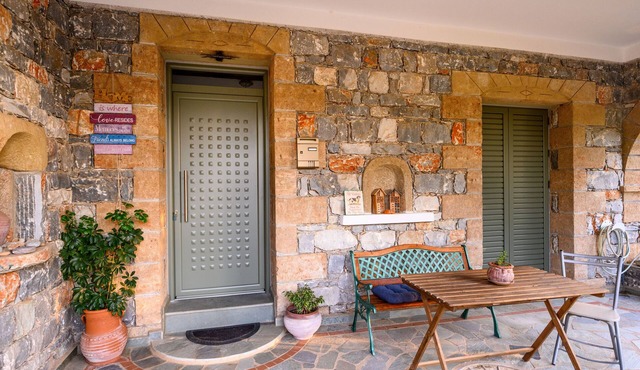 Mary's stone house 5 min From Kardamili , in kardamili