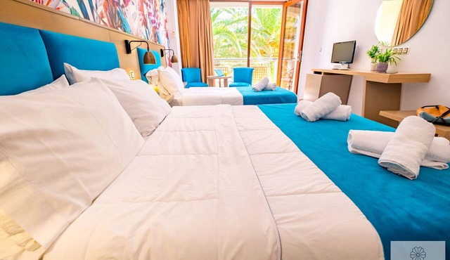 May Beach Hotel in Rethymno