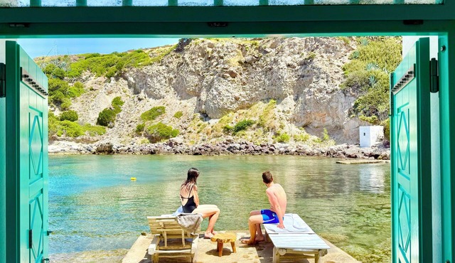 Milos Boathouse-Only one in Milos with sea view on both sides & stunning sunset in Areti