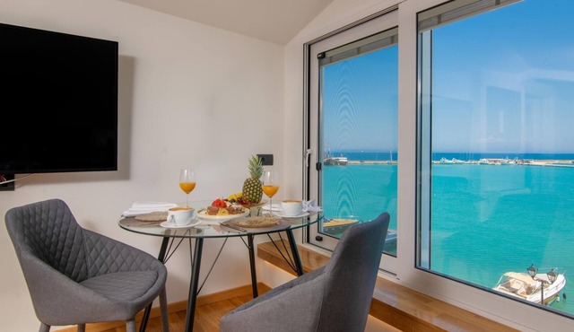 Minimal Loft with Sea View over Zakynthos Harbor! in Zakynthos