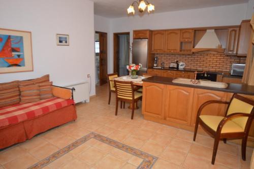 Molivos Hills Apartments in Mythimna
