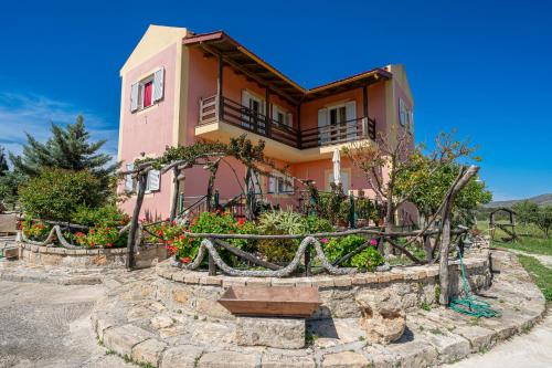 Moudilos 1 in Lixouri